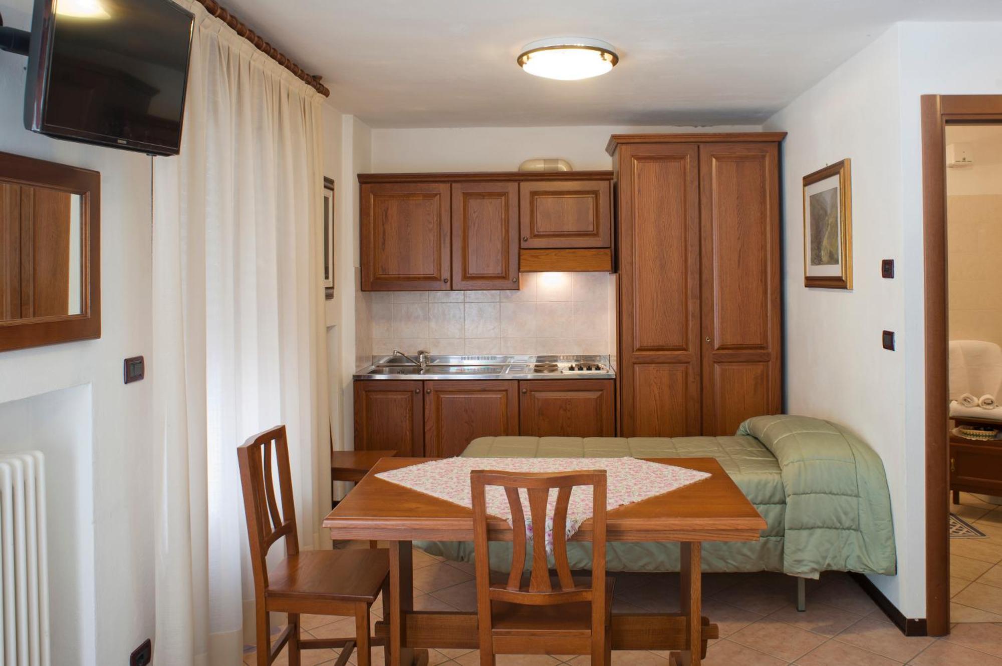 Albergo Castello Da Bonino シャンポルシェ エクステリア 写真