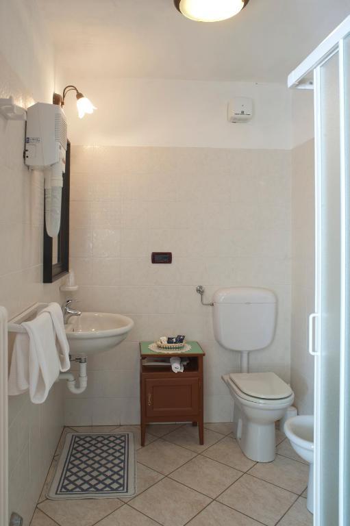 Albergo Castello Da Bonino シャンポルシェ 部屋 写真