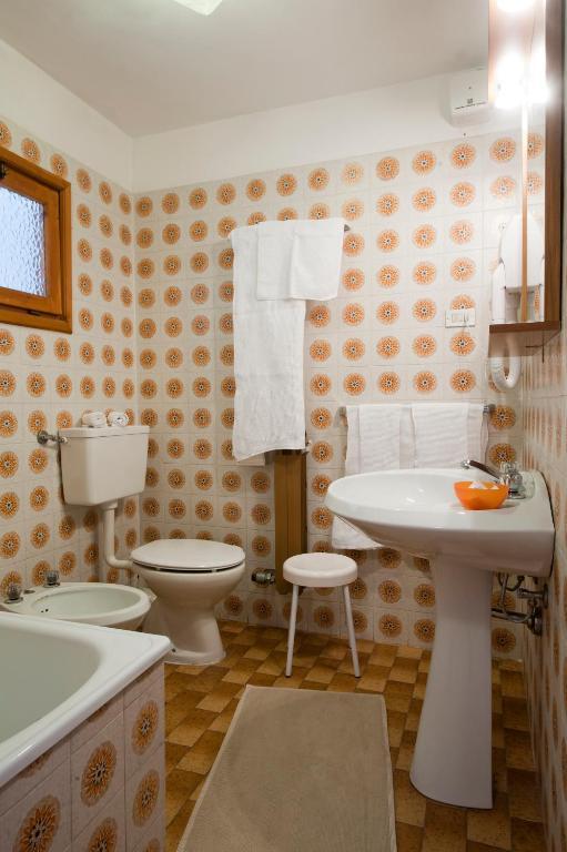 Albergo Castello Da Bonino シャンポルシェ 部屋 写真