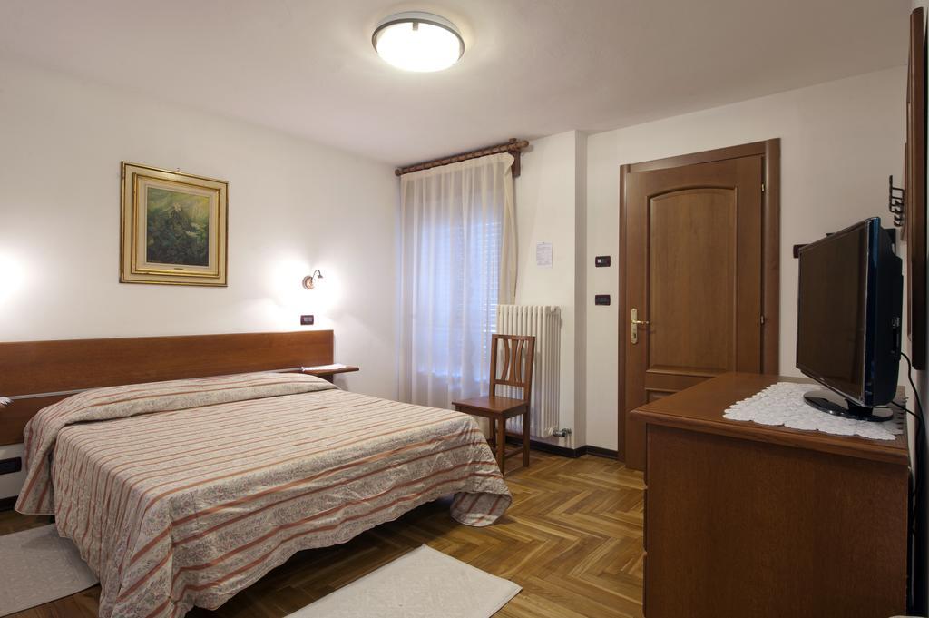 Albergo Castello Da Bonino シャンポルシェ エクステリア 写真